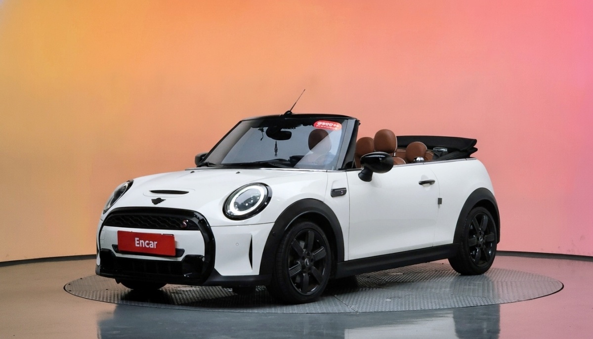 Mini Cooper Convertible, 2022 — купить в Санкт-Петербурге под ключ