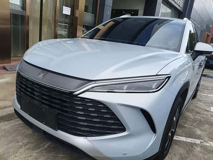 BYD Song L DM-i Hybrid, 2024 — фото 2 из 9
