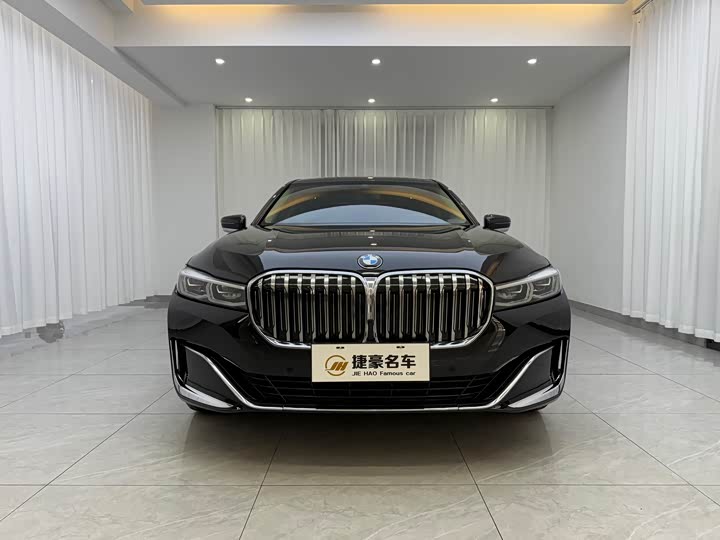 BMW 7 Series, 2022 — фото 2 из 9
