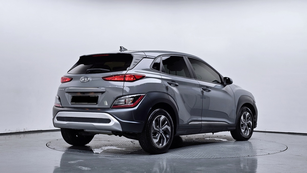 Hyundai Kona, 2022 — фото 2 из 12