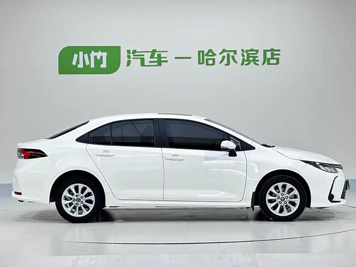 Toyota Corolla, 2022 — фото 2 из 9