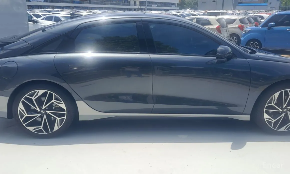 Hyundai Ioniq 6, 2022 — фото 3 из 12