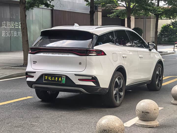 BYD Tang Hybrid/EV, 2023 — фото 4 из 9