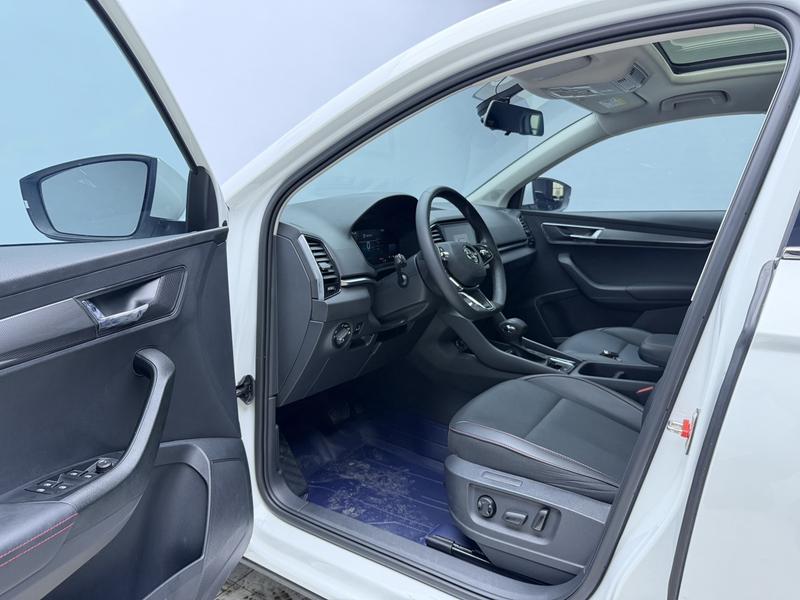 Skoda Karoq, 2023 — фото 12 из 12