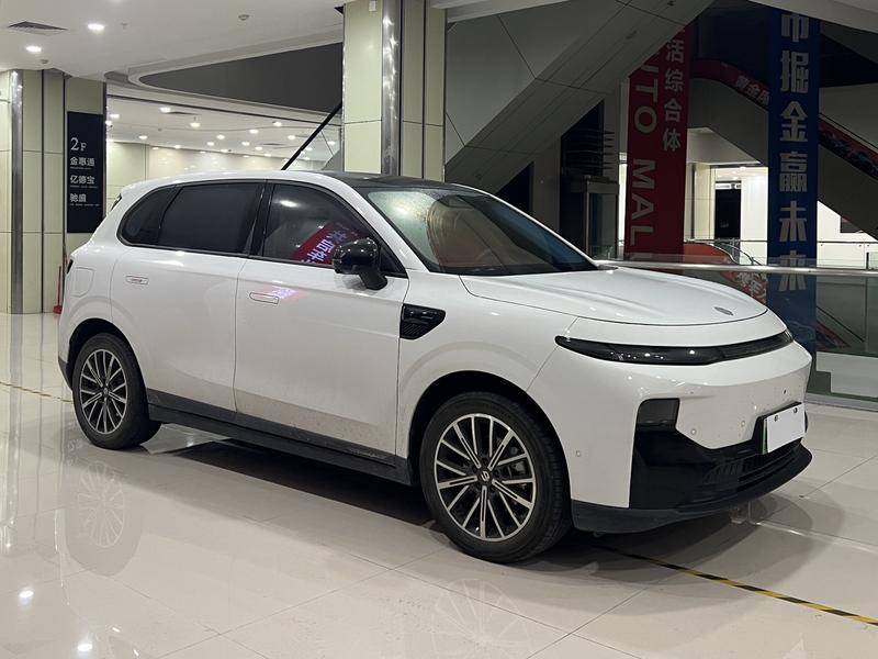 Leapmotor B10, 2025 — фото 3 из 9