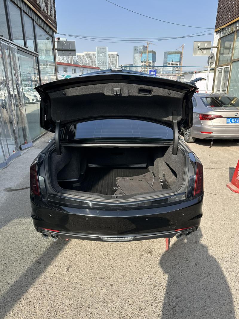 Cadillac CT6, 2022 — фото 3 из 7