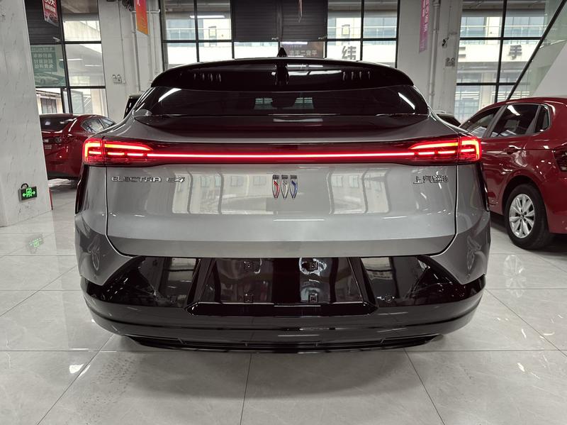 Buick Electra E4, 2023 — фото 5 из 12