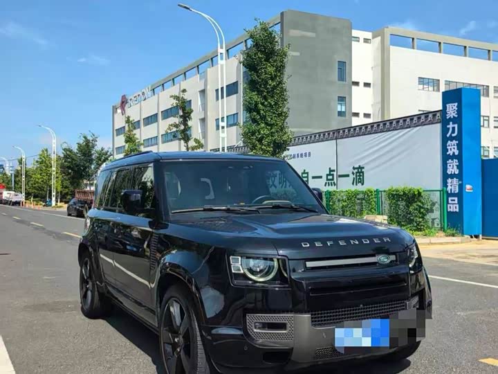Land Rover Defender, 2024 — фото 6 из 9
