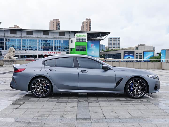 BMW 8 Series, 2023 — фото 3 из 9