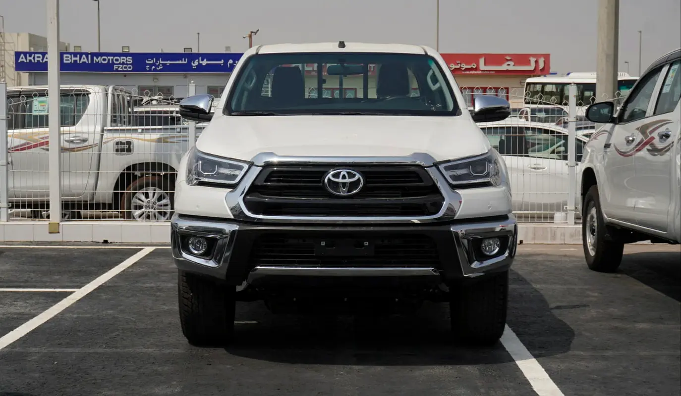 Toyota Hilux, 2026 — фото 2 из 10