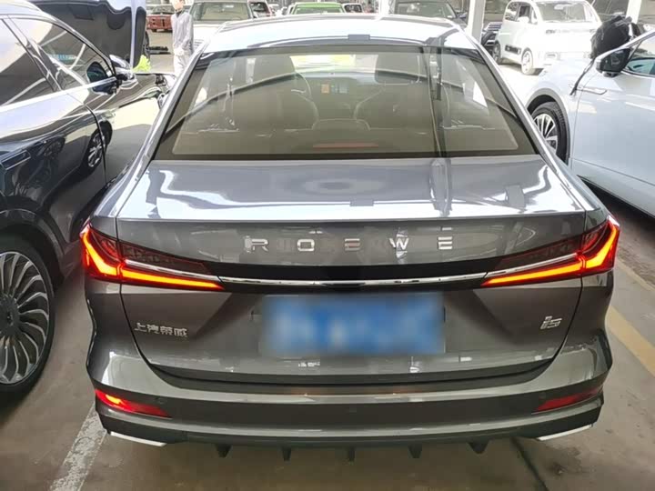 Roewe i5, 2025 — фото 6 из 9