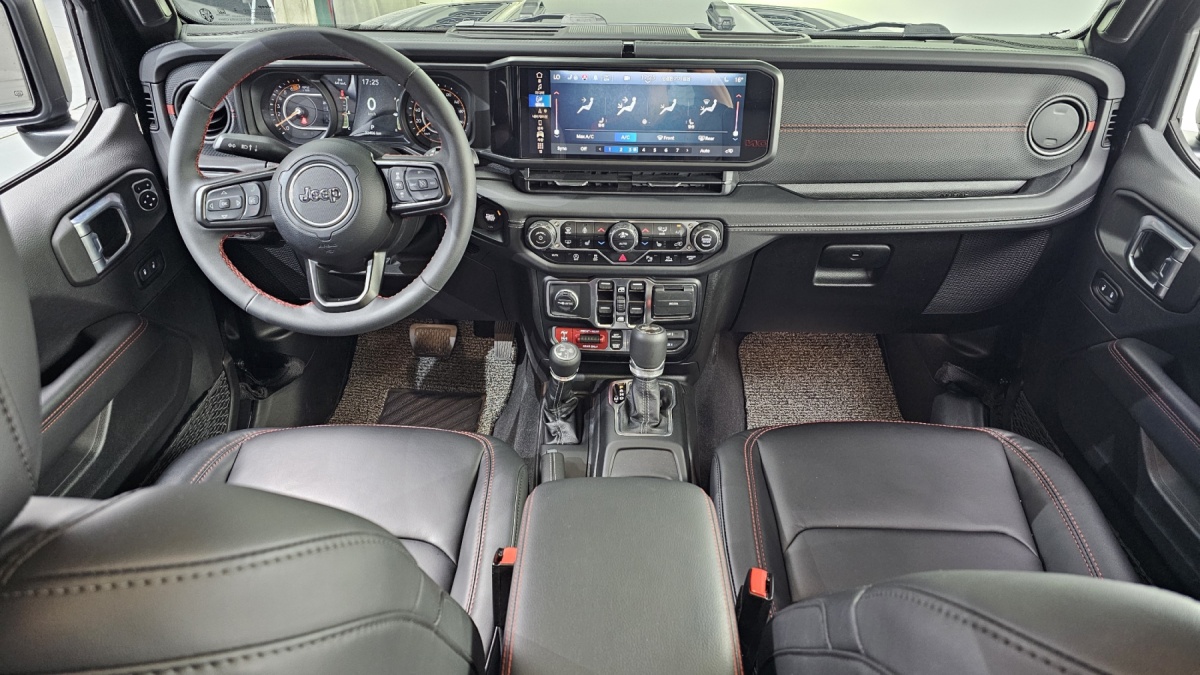 Jeep Wrangler, 2024 — фото 6 из 12