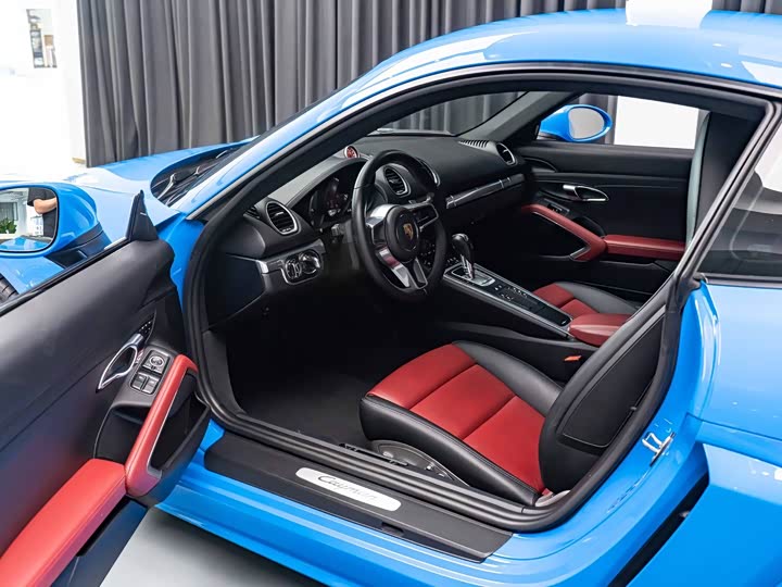 Porsche 718, 2022 — фото 8 из 9