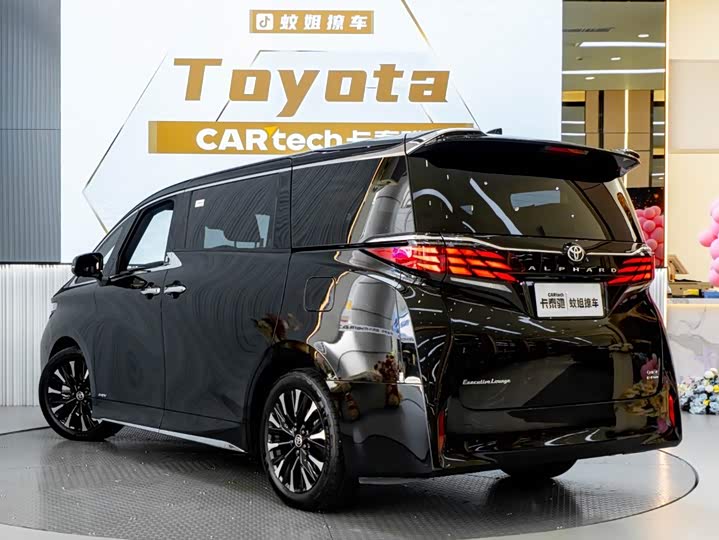Toyota Alphard, 2025 — фото 6 из 9