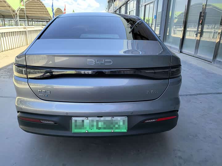BYD Seal 05 DM-i Hybrid, 2025 — фото 5 из 9