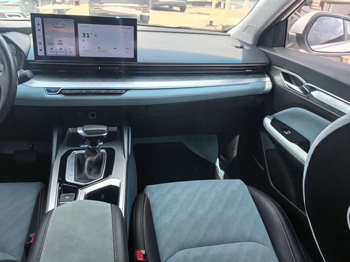 Geely Emgrand L, 2022 — фото 8 из 9