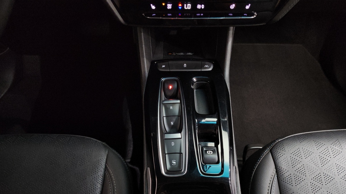 Chevrolet Bolt EV, 2022 — фото 8 из 12