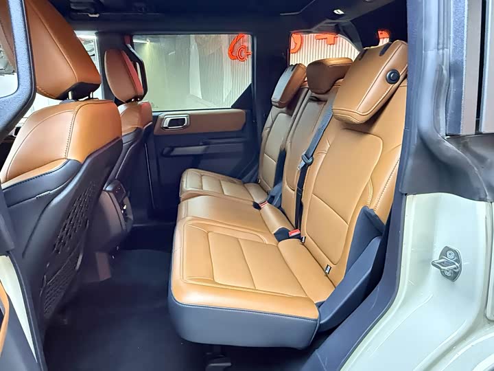 Ford Bronco, 2025 — фото 2 из 9