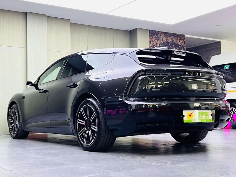 Audi × SAIC E5 Sportback, 2025 — фото 4 из 11