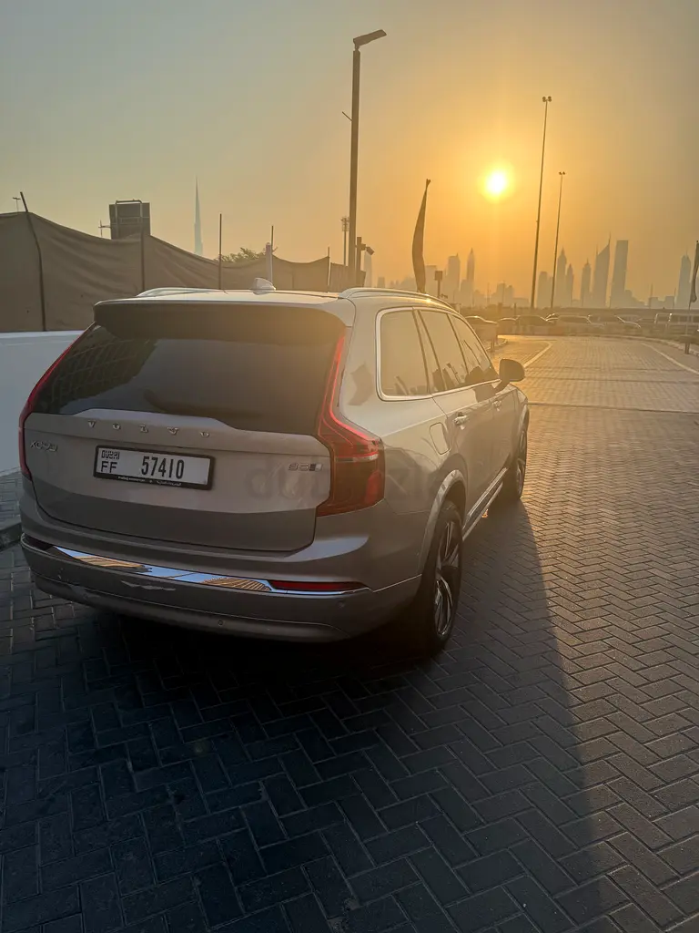 Volvo XC90, 2023 — фото 8 из 10