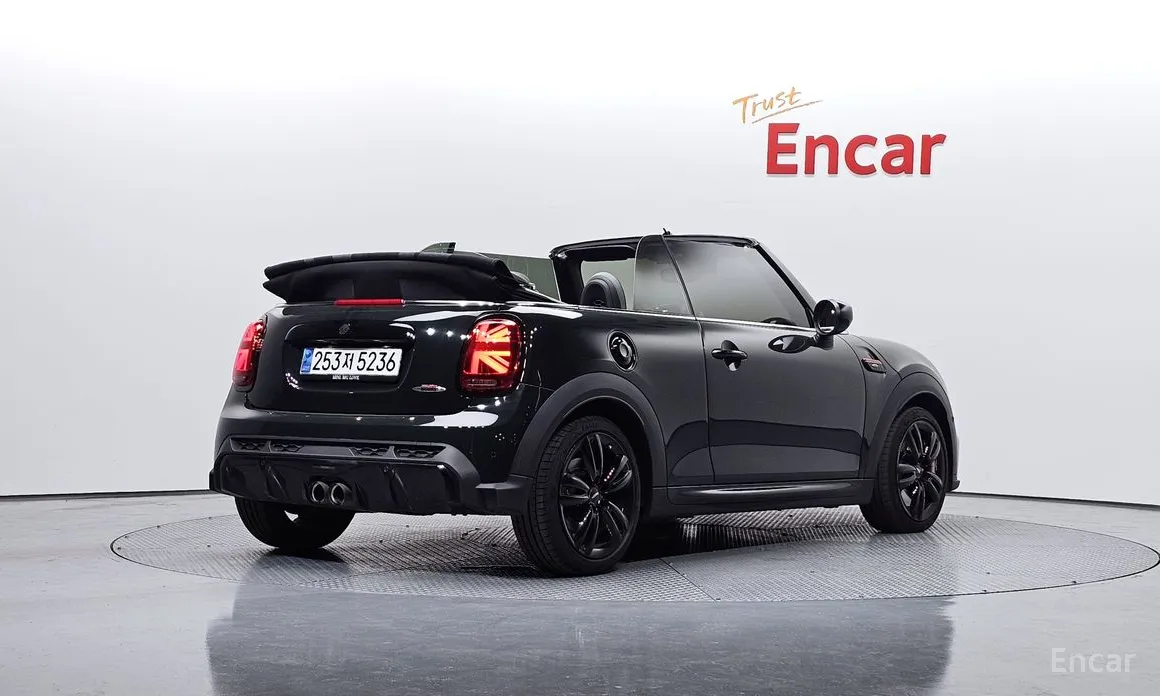 Mini Cooper Convertible, 2023 — фото 2 из 12