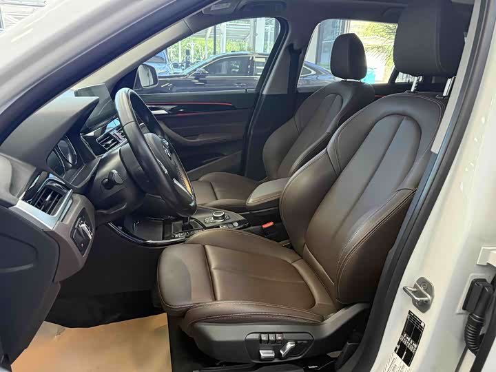 BMW X1, 2022 — фото 9 из 9