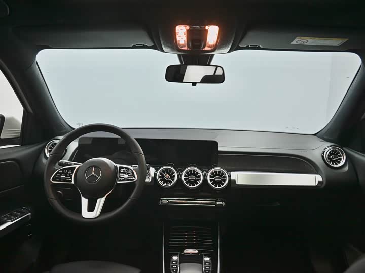 Mercedes-Benz GLB-Class, 2022 — фото 8 из 9