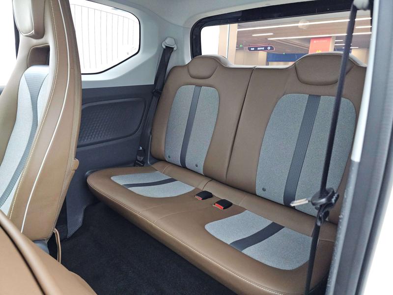 Wuling Mini EV, 2022 — фото 8 из 10