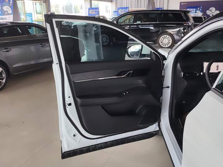 Dongfeng Aeolus L7, 2026 — фото 7 из 9