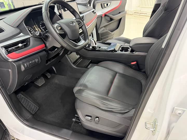 Chery Tiggo 7, 2023 — фото 7 из 9