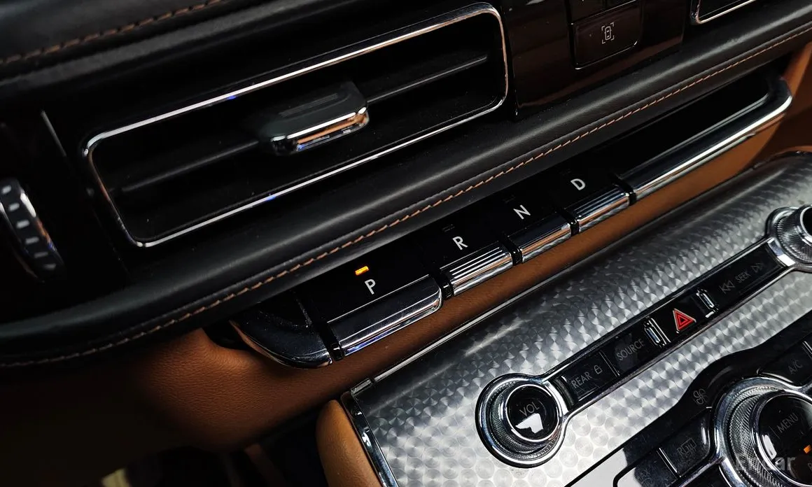 Lincoln Aviator, 2021 — фото 9 из 12