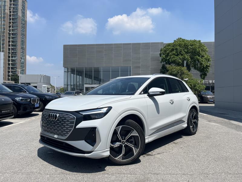 Audi Q4 e-tron, 2024 — купить в Санкт-Петербурге под ключ
