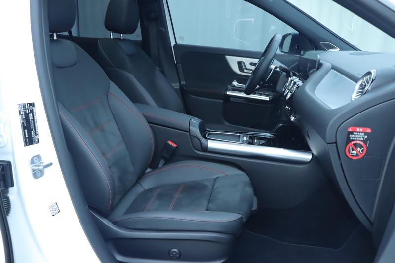 Mercedes-Benz GLA-Class AMG, 2025 — фото 11 из 12