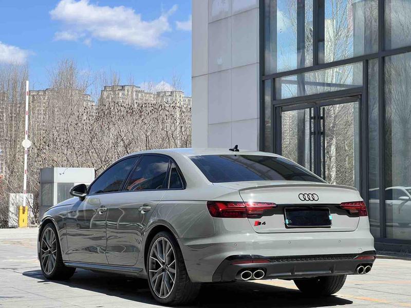 Audi S4, 2023 — фото 3 из 10