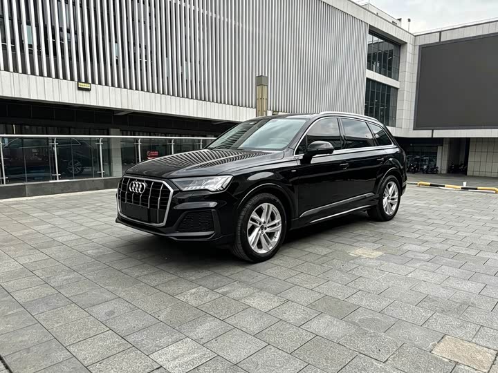 Audi Q7, 2023 — купить в Саранске под ключ
