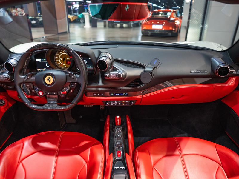 Ferrari F8, 2022 — фото 6 из 12