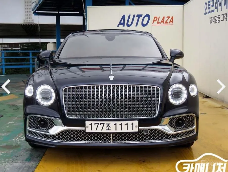 Bentley Flying Spur, 2022 — фото 2 из 12