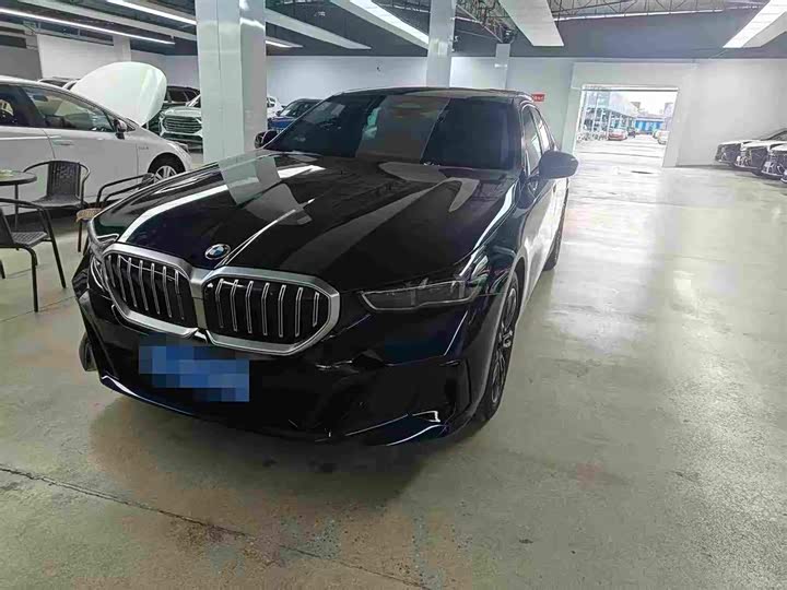 BMW 5 Series, 2026 — купить в Перми под ключ