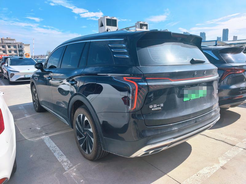 Hongqi HS7 Hybrid, 2025 — фото 4 из 10