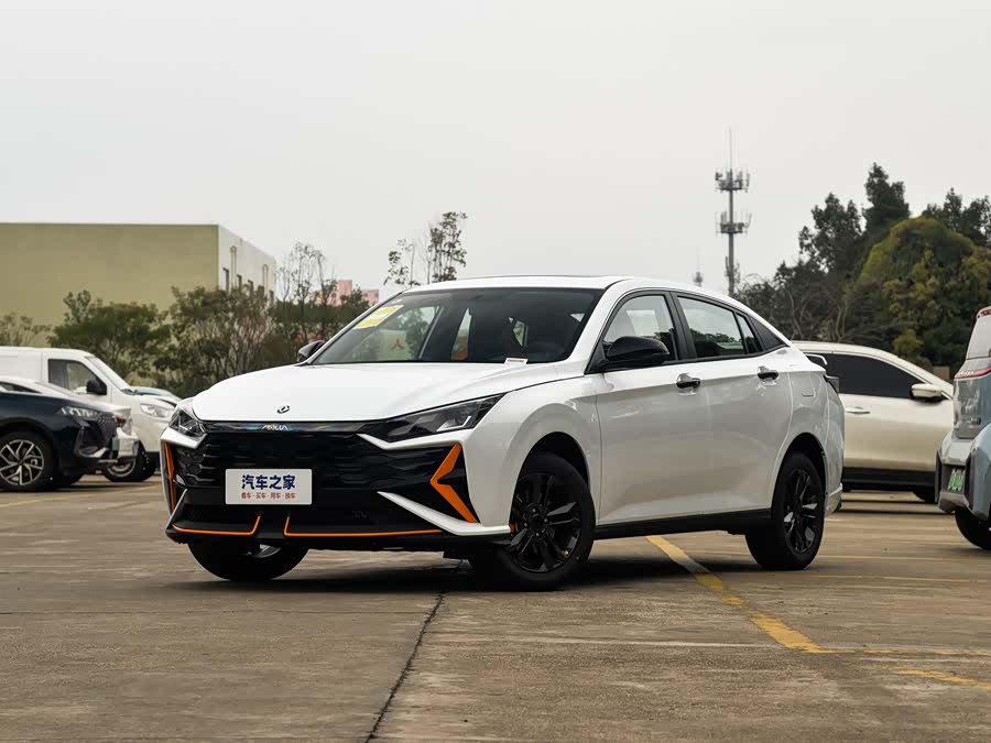 Dongfeng Aeolus Yixuan, 2026 — купить в Тамбове под ключ