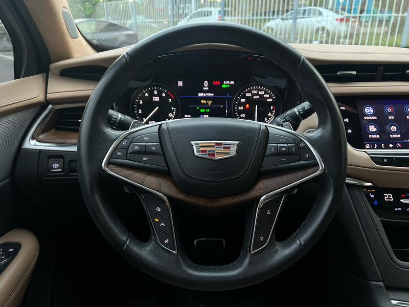 Cadillac XT5, 2022 — фото 8 из 12