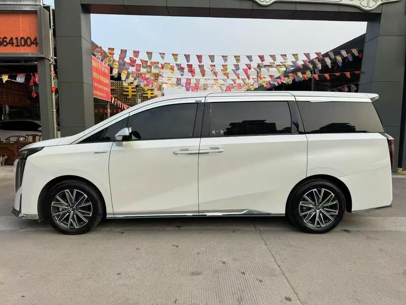 GAC Trumpchi M8, 2023 — фото 3 из 12