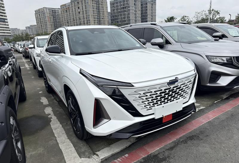 Changan Oshan Z6, 2023 — фото 3 из 12
