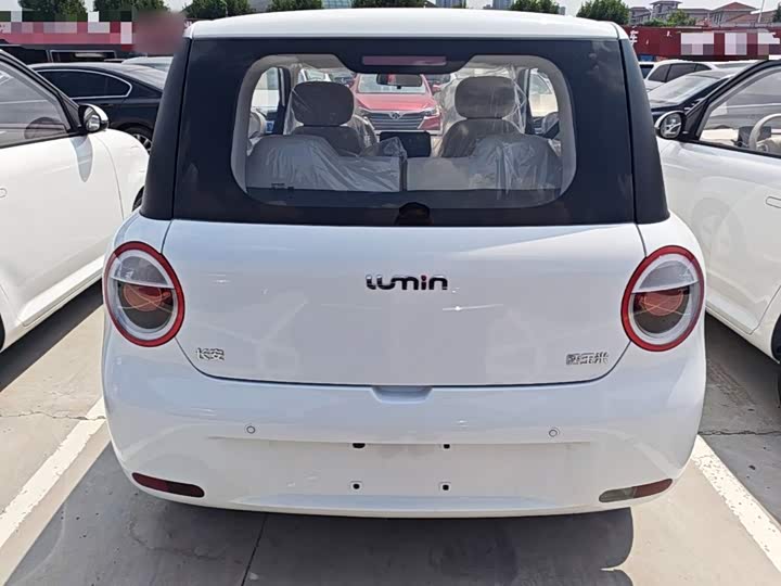 Changan Qiyuan (Nevo) Lumin, 2026 — фото 6 из 9