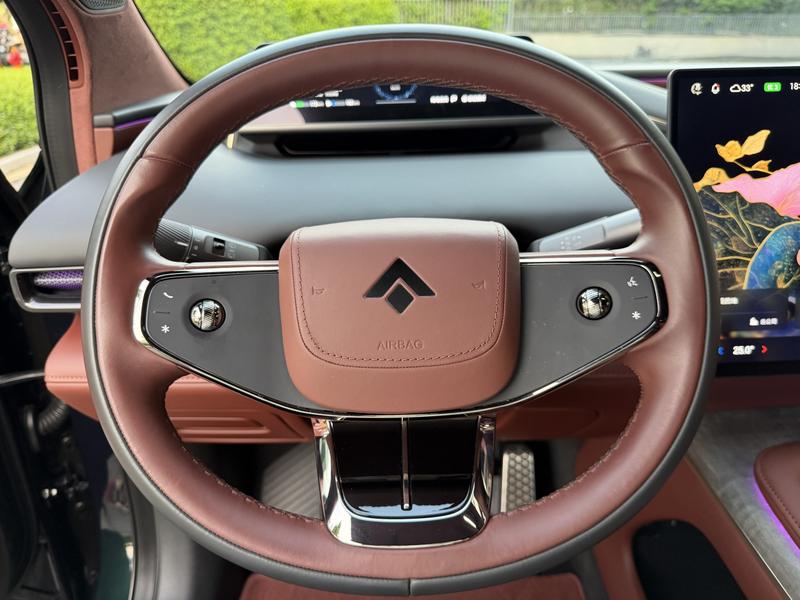 GAC Hyptec HL, 2025 — фото 11 из 12