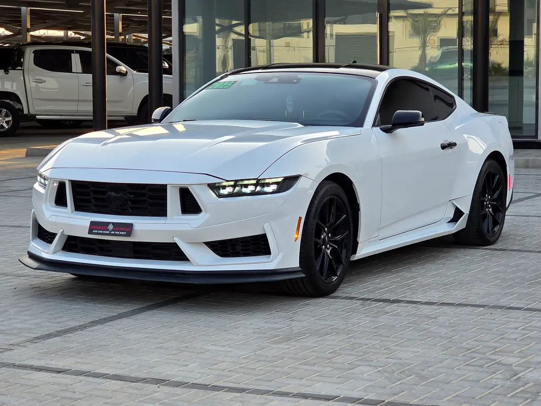 Ford Mustang, 2025 — фото 4 из 10