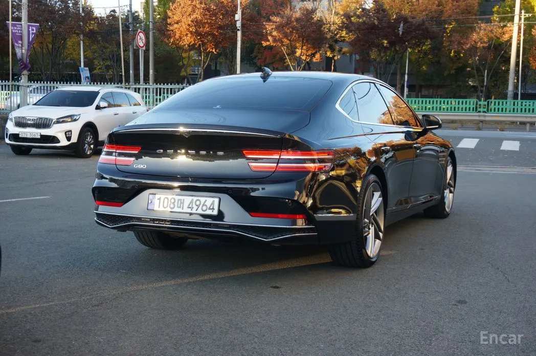 Genesis G80, 2024 — фото 4 из 12