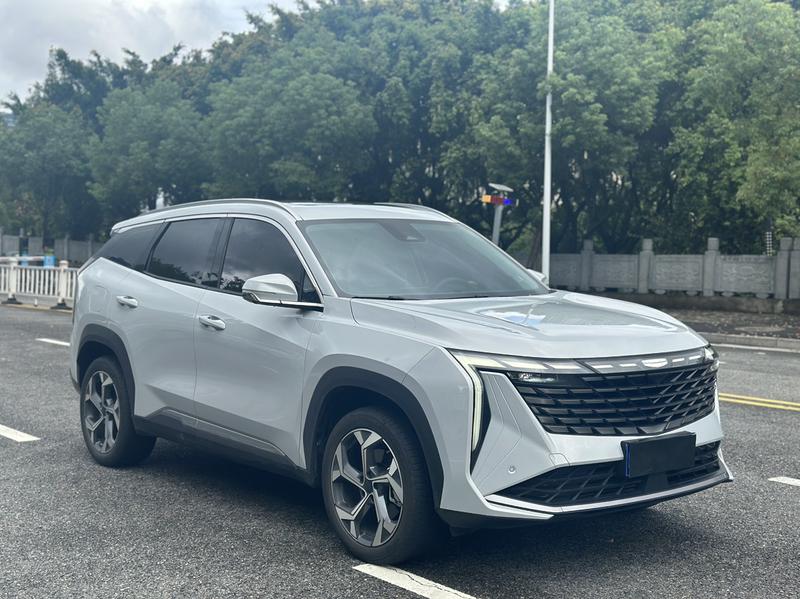 Geely Atlas L, 2024 — фото 3 из 12