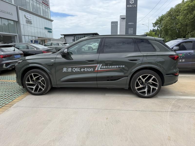 Audi Q6L e-tron, 2025 — фото 4 из 12