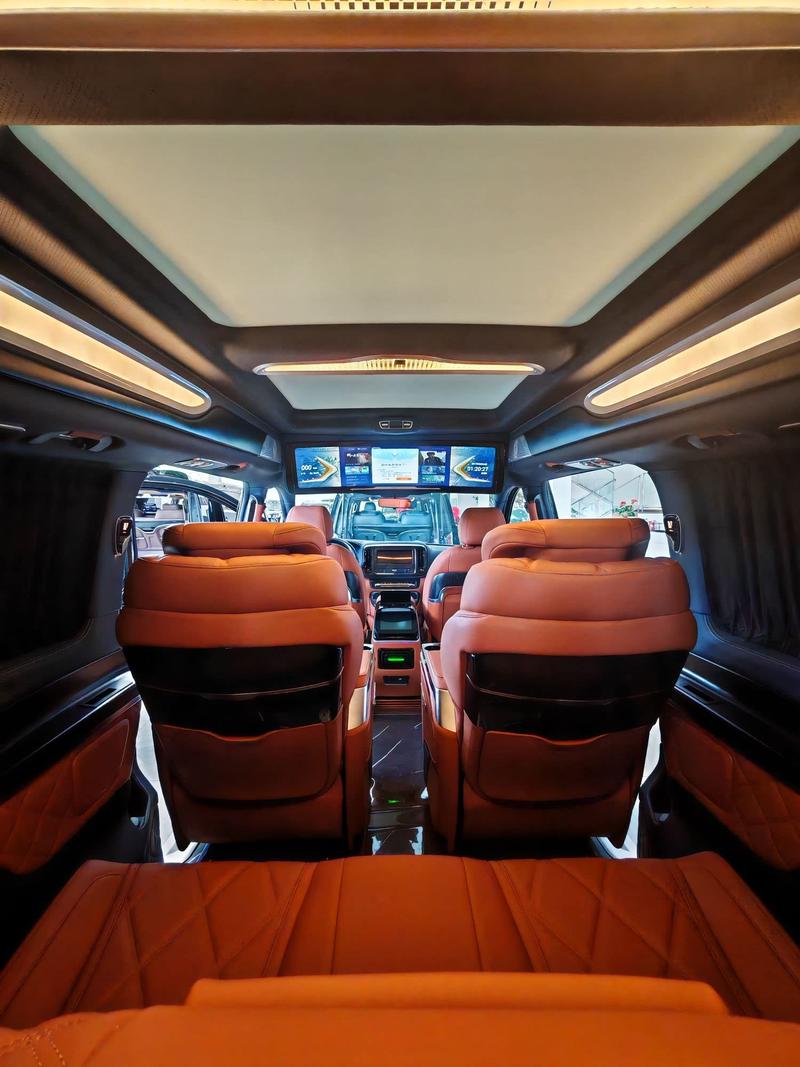 Mercedes-Benz Vito, 2025 — фото 3 из 5